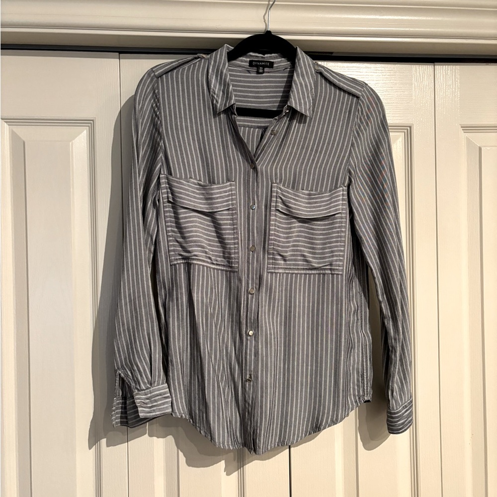 Dynamite striped blouse
